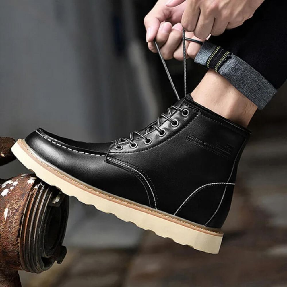 Botas Lossac Casual Couro Aumenta Altura 10 cm - Preta