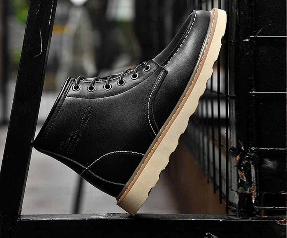 Botas Lossac Casual Couro Aumenta Altura 10 cm - Preta